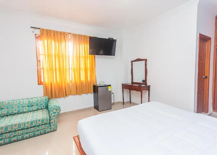 Hotel Baluarte Coast